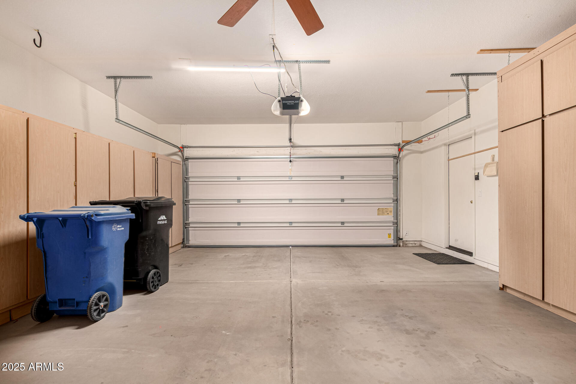 2063 South Edgewater Mesa, AZ 85209 - Photo 26 of 32 Large 2 Car