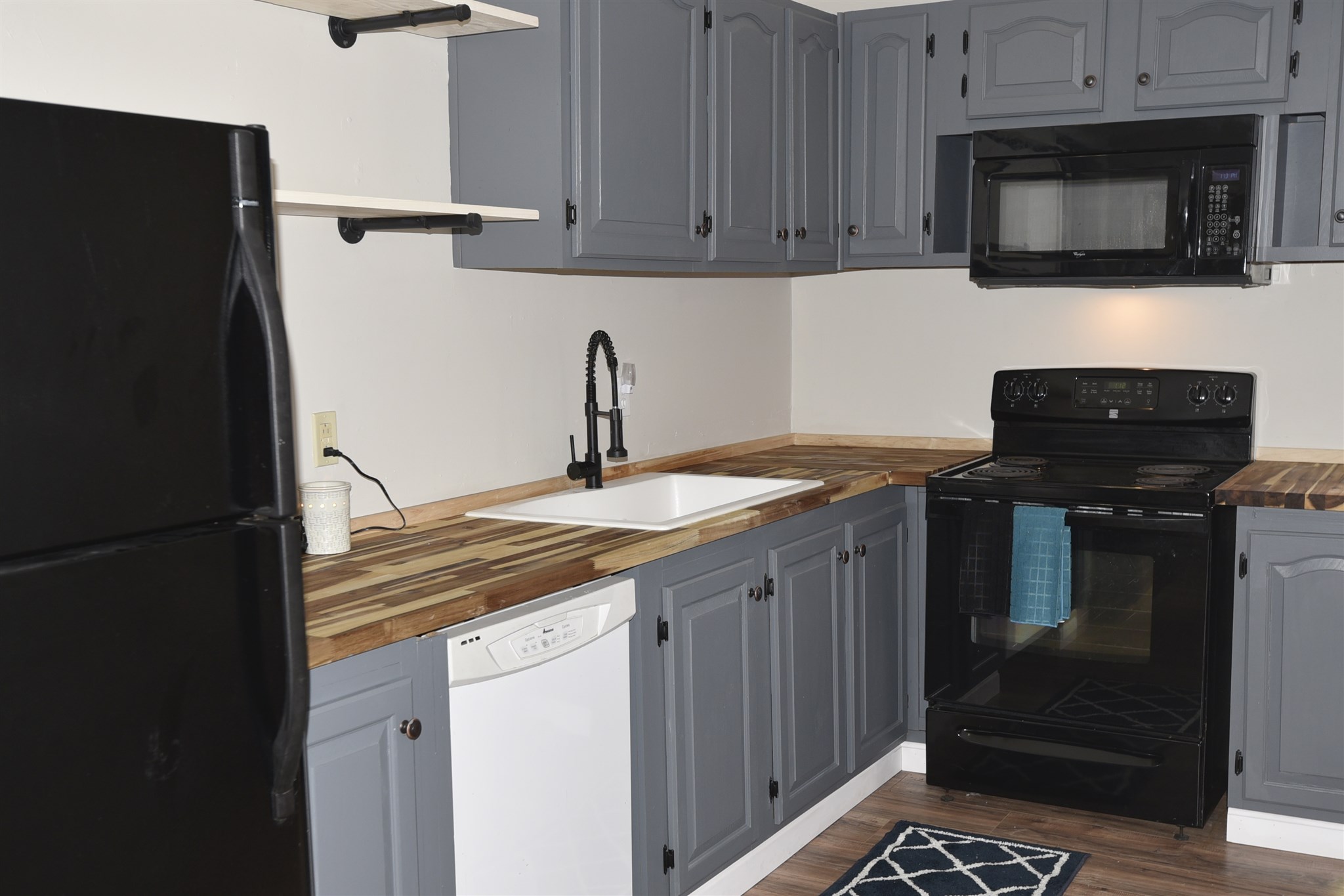 203 River Road St. Johnsbury, VT 05819 - Photo 4 of 25 Gallery Image 4