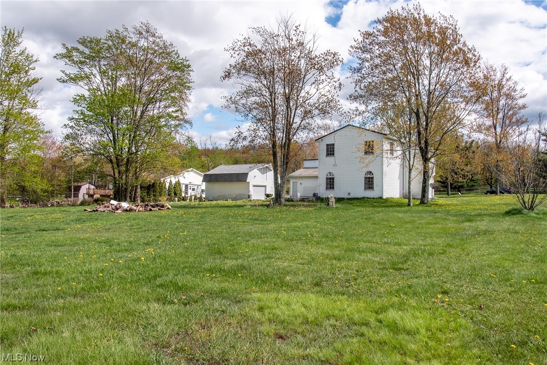 13858 Radcliffe Road Chardon, OH 44024 - Photo 32 of 35