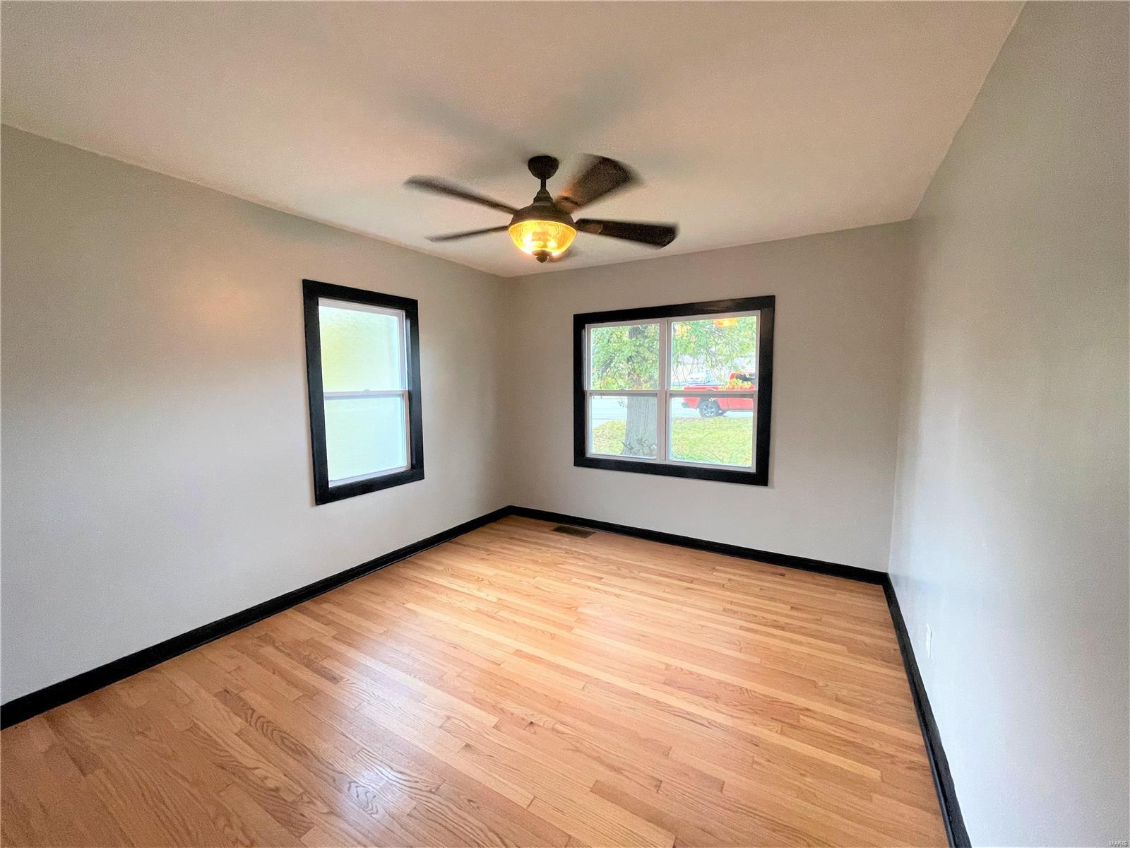 3028 Telegraph Road St. Louis, MO 63125 - Photo 7 of 18 Gallery Image 7