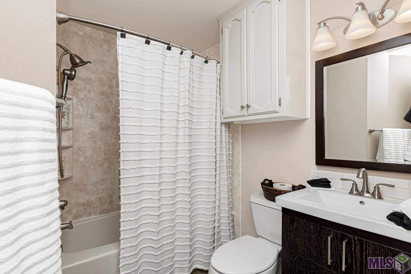 3330 Willard Street, Unit 403 Baton Rouge, LA 70802 - Photo 7 of 15 Gallery Image 7