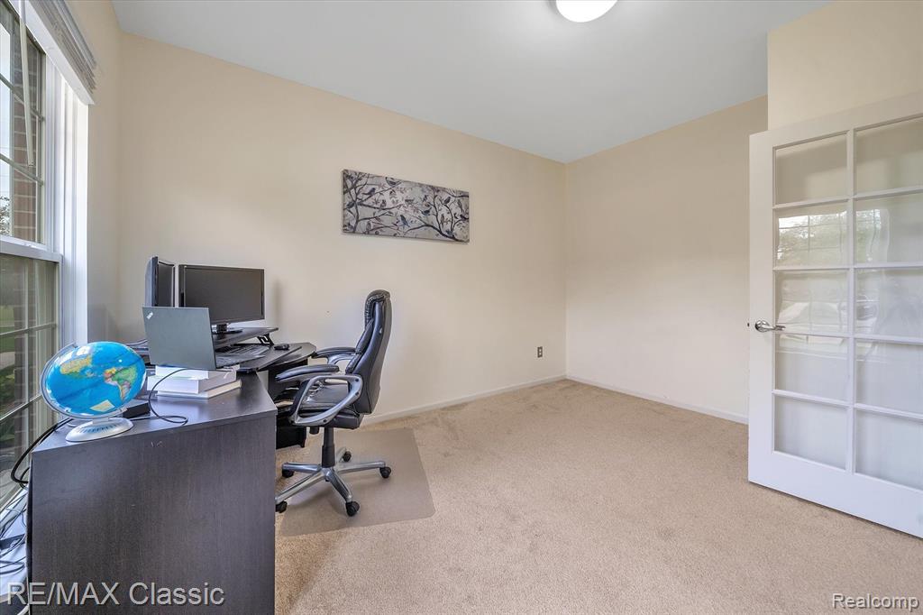 49746 Potomac Road Canton, MI 48188 - Photo 19 of 46
