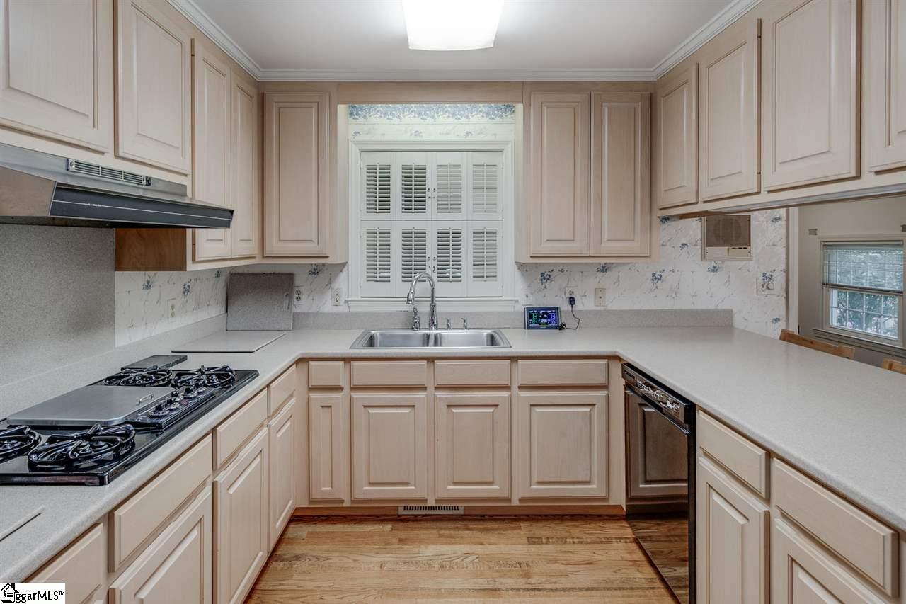 100 Hunting Hollow Road Greenville, SC 29615 - Photo 5 of 21 Gallery Image 5
