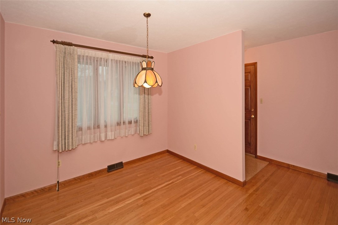 4273 Grannis Road Cleveland, OH 44126 - Photo 13 of 34 Gallery Image 13