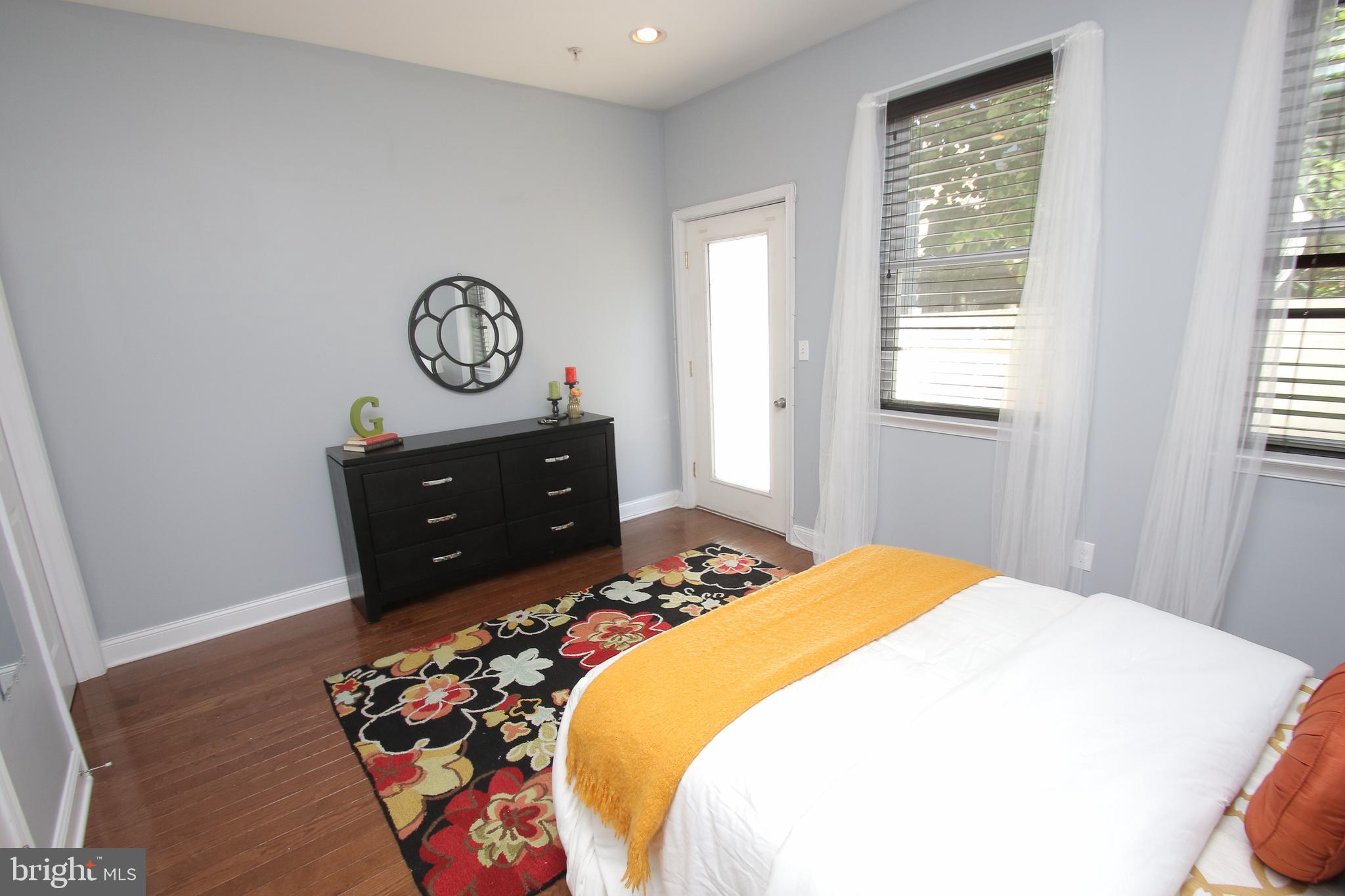 2115 Carpenter Street, Unit 1 Philadelphia, PA 19146 - Photo 19 of 33