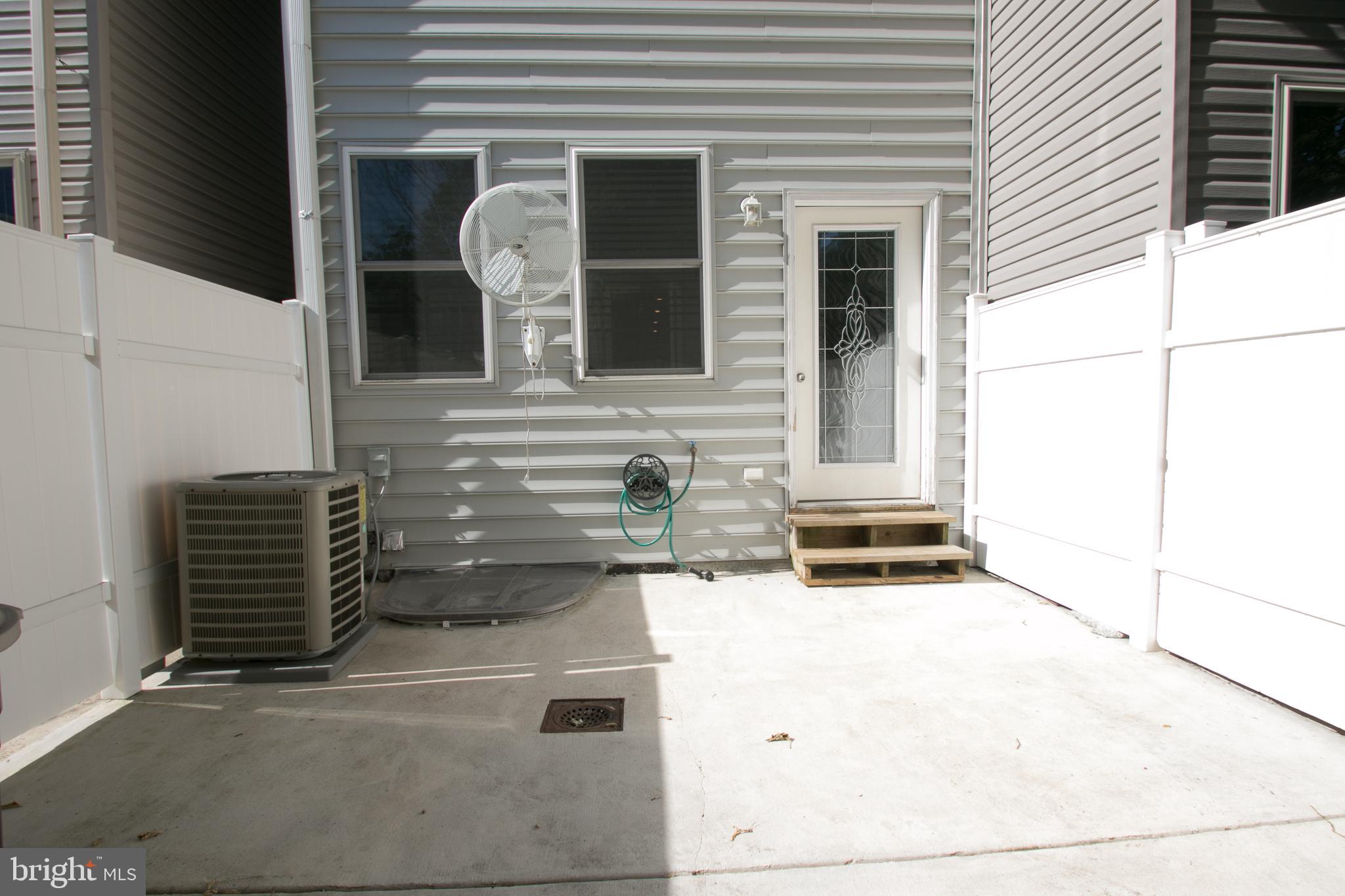 2115 Carpenter Street, Unit 1 Philadelphia, PA 19146 - Photo 21 of 33