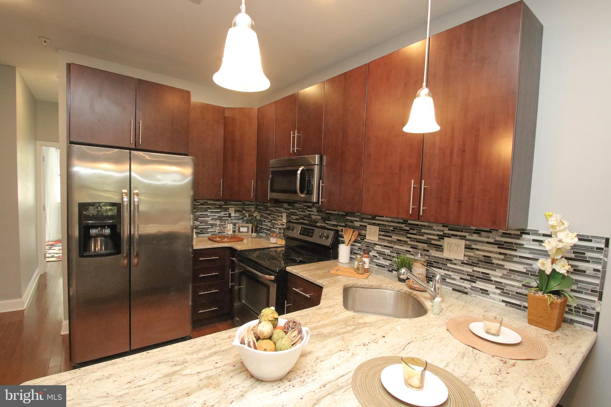 2115 Carpenter Street, Unit 1 Philadelphia, PA 19146 - Photo 8 of 33