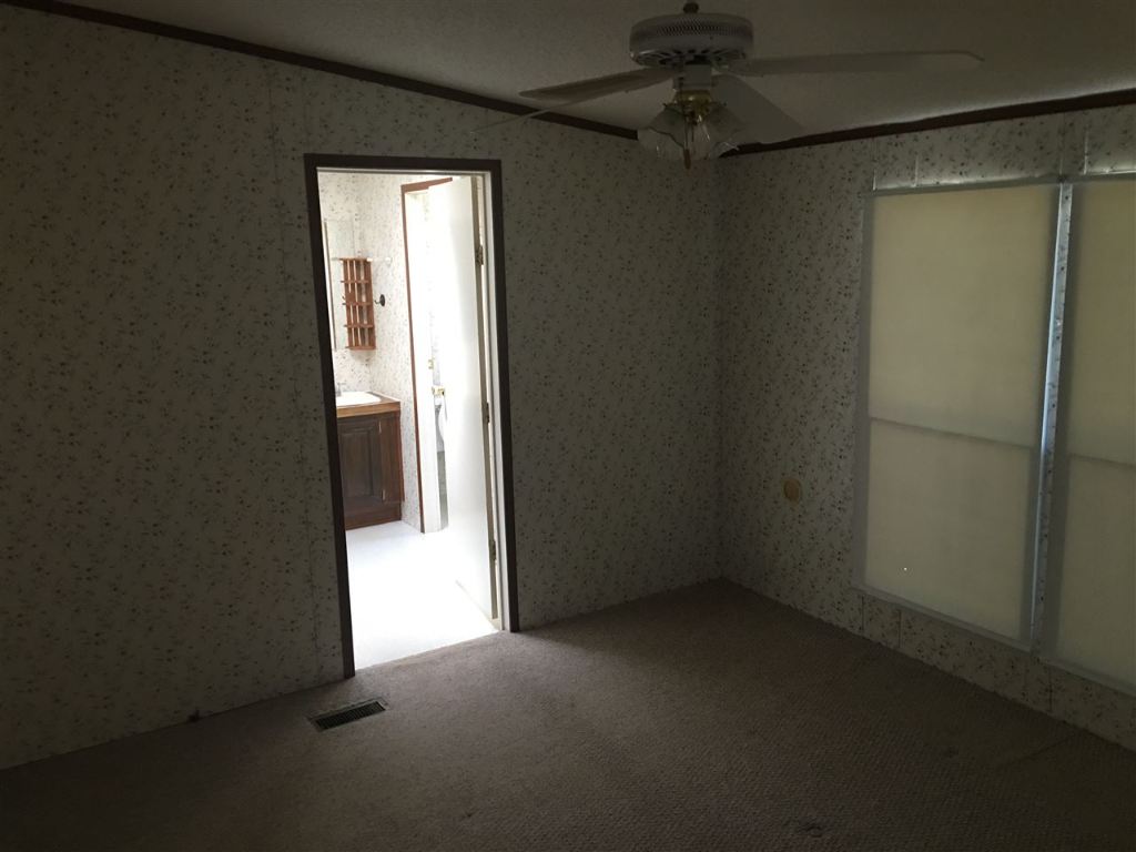 224 Broadmouth Church Road Honea Path, SC 29654 - Photo 6 of 20