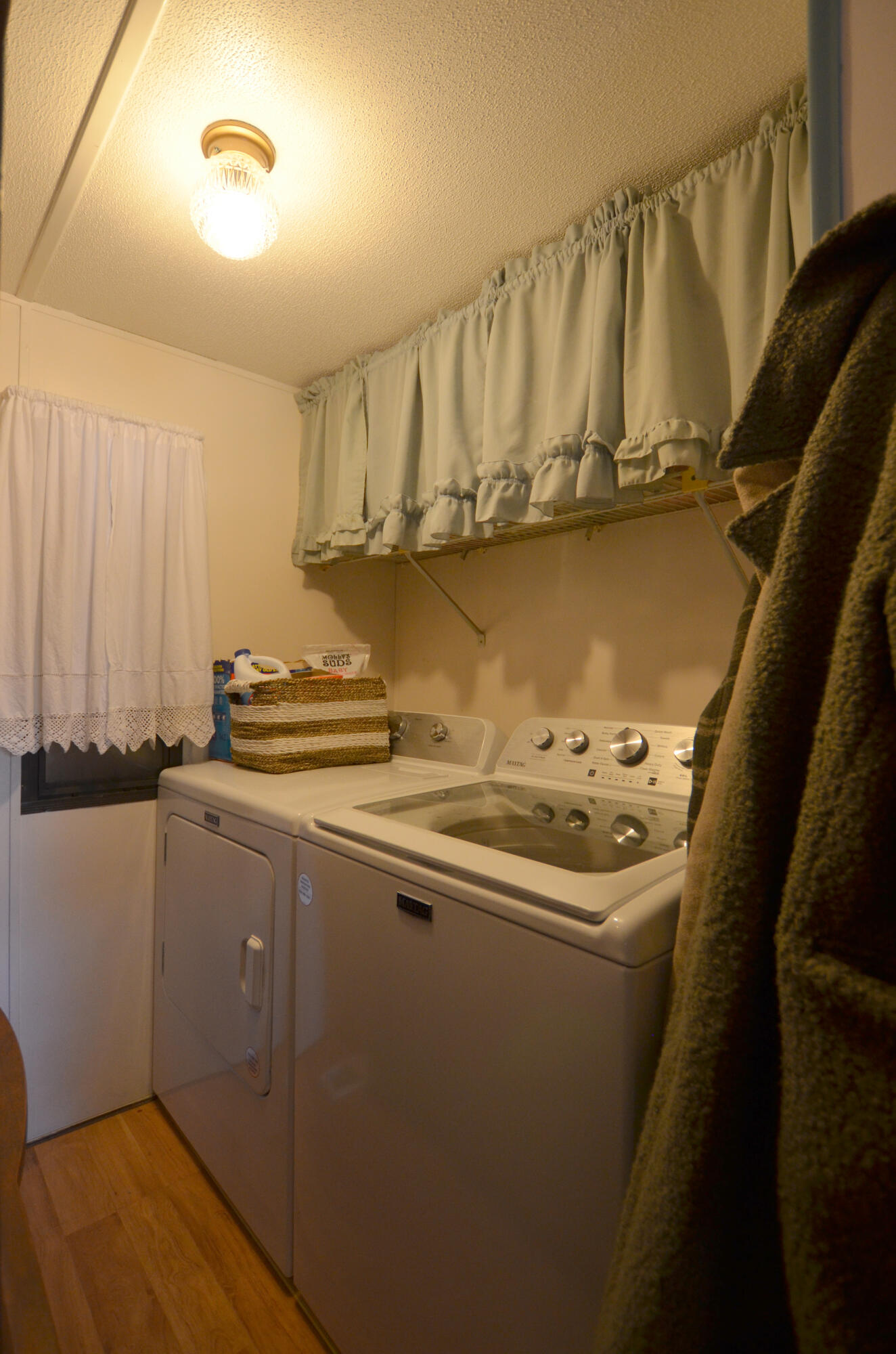 3533 French Santee Road Jamestown, SC 29453 - Photo 17 of 33 16-laundry