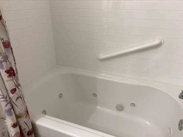 $489,000 | 54 Cielo Drive, Dover, NH 03820