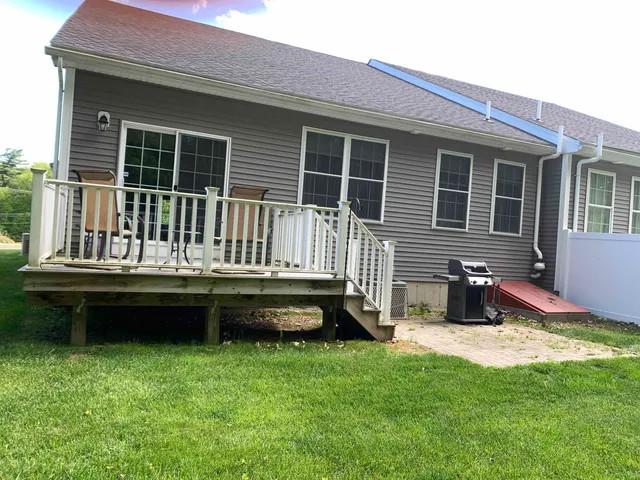 $489,000 | 54 Cielo Drive, Dover, NH 03820