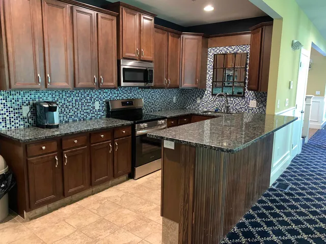 $489,000 | 54 Cielo Drive, Dover, NH 03820