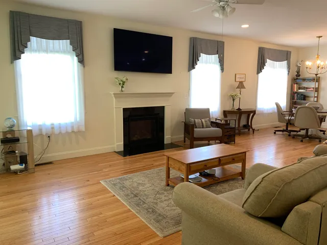 $489,000 | 54 Cielo Drive, Dover, NH 03820