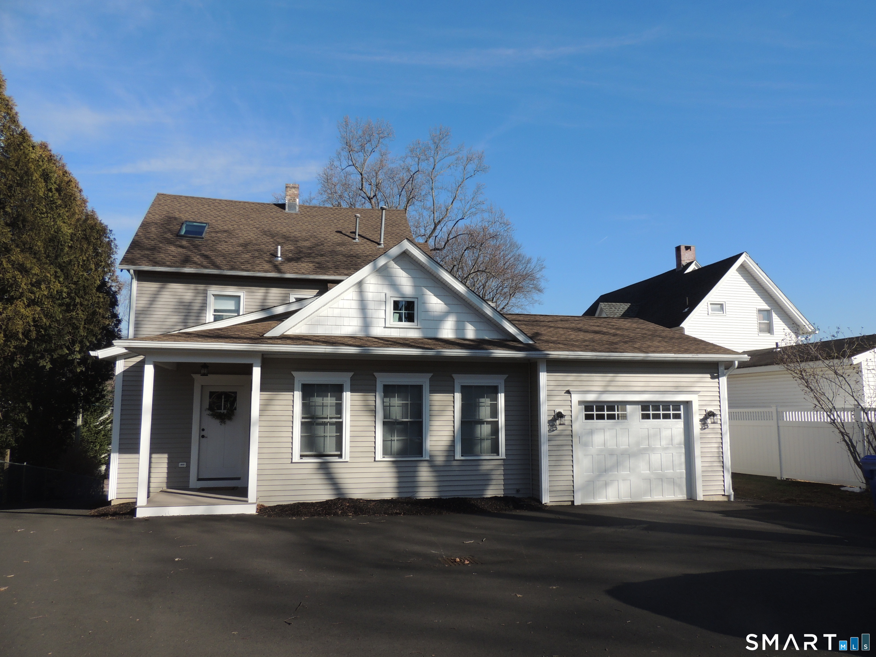 56-58 Harrison Avenue, Unit 2 Branford, CT 06405 - Photo 29 of 39 Rear view