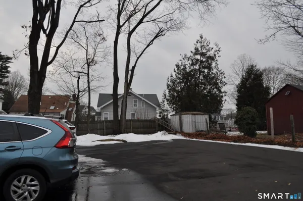 $2,600 | 56-58 Harrison Avenue, Unit 2, Branford, CT 06405