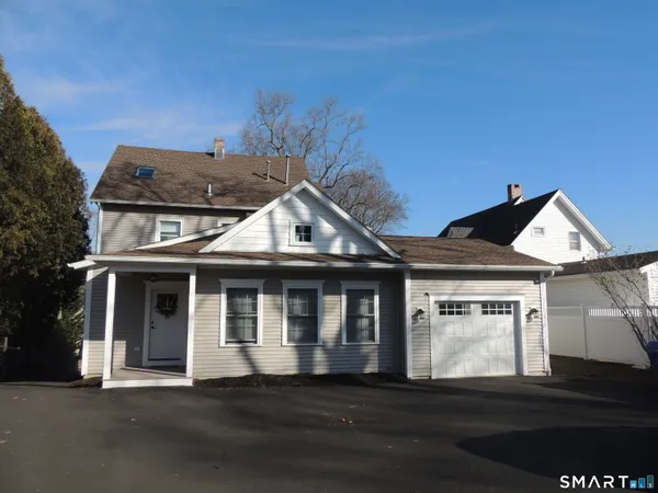 $2,600 | 56-58 Harrison Avenue, Unit 2, Branford, CT 06405