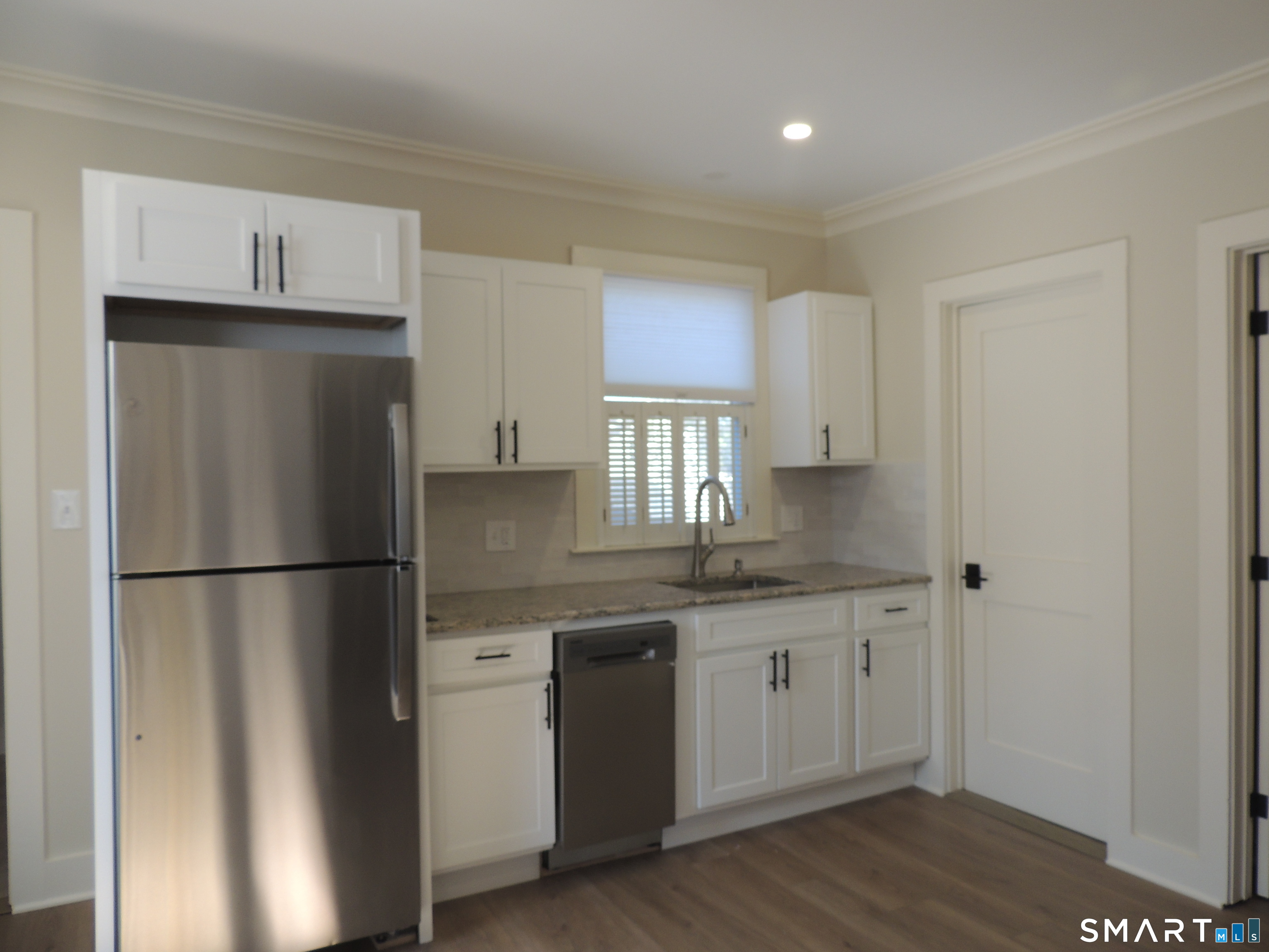 56-58 Harrison Avenue, Unit 2 Branford, CT 06405 - Photo 6 of 39 All new stainless appliances!