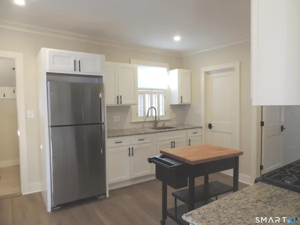 $2,700 | 56-58 Harrison Avenue, Unit 2, Branford, CT 06405