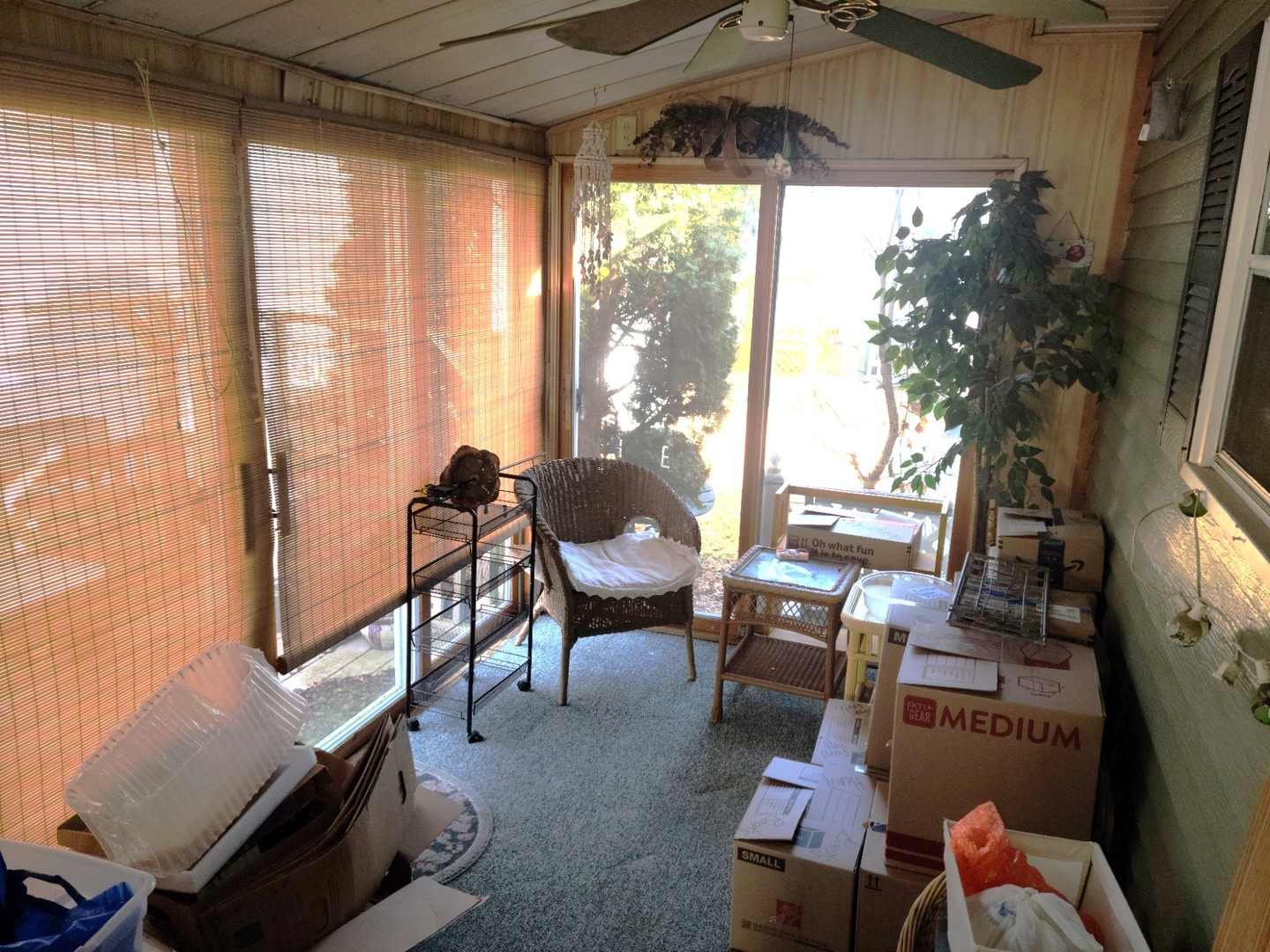6801 South La Grange Road Hodgkins, IL 60525 - Photo 18 of 26 a living room with furniture and a window