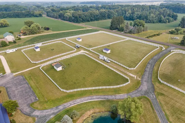 $1,795,000 | N136W21342 Bonniwell Road, Richfield, WI 53076