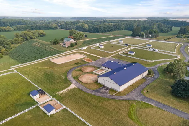 $1,795,000 | N136W21342 Bonniwell Road, Richfield, WI 53076