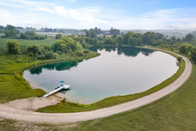 $1,795,000 | N136W21342 Bonniwell Road, Richfield, WI 53076