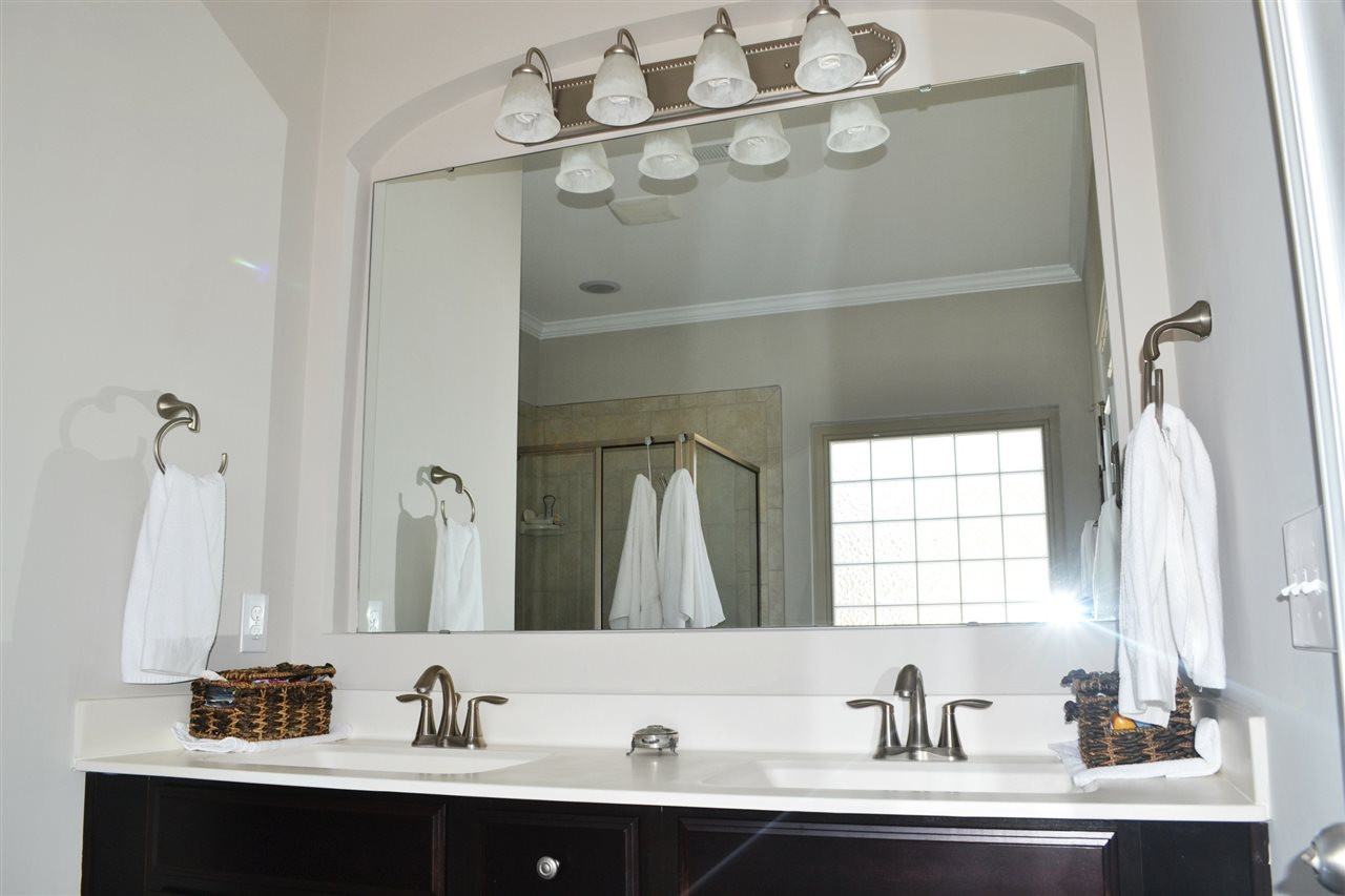 2417 Pilsley Road Apex, NC 27539 - Photo 10 of 25 Master Bath