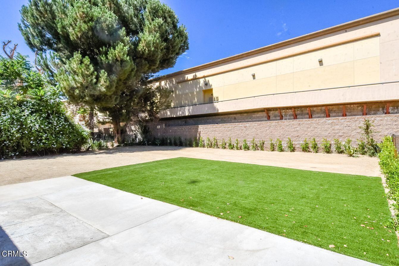 9730 1/2 Tujunga Canyon Boulevard Tujunga, CA 91042 - Photo 18 of 23 a view of a back yard