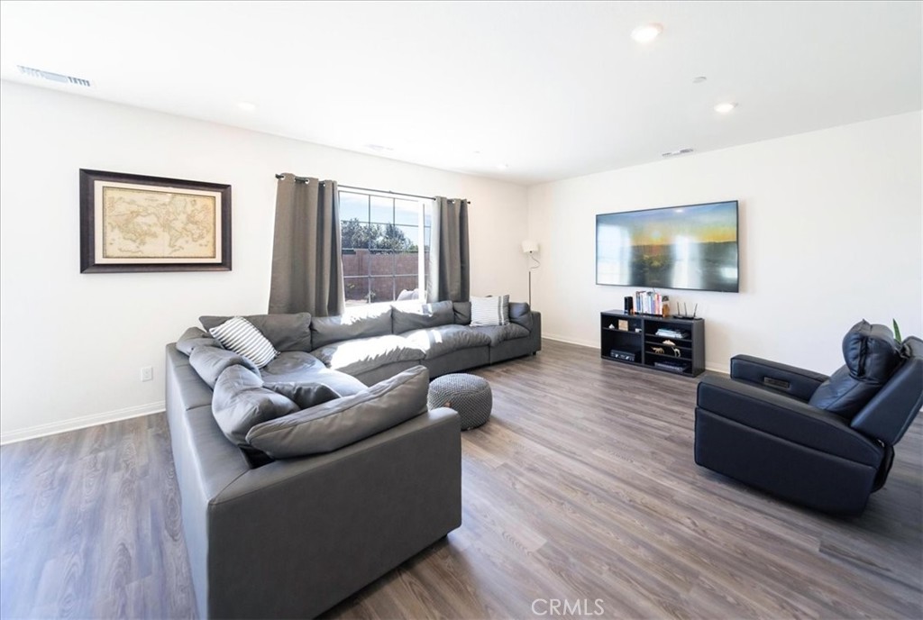 18761 Nanza Street Riverside, CA 92508 - Photo 13 of 57