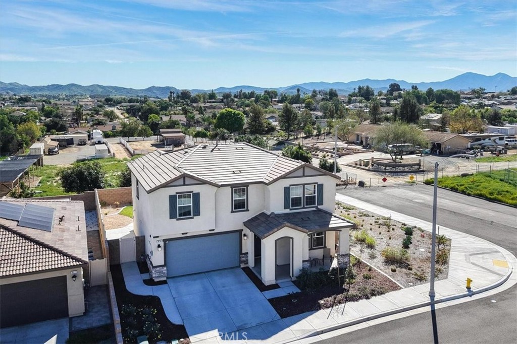 18761 Nanza Street Riverside, CA 92508 - Photo 5 of 57