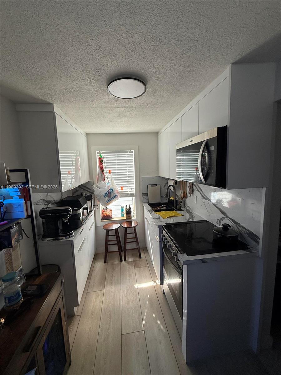 10601 Southwest 173rd Street Miami, FL 33157 - Photo 6 of 28