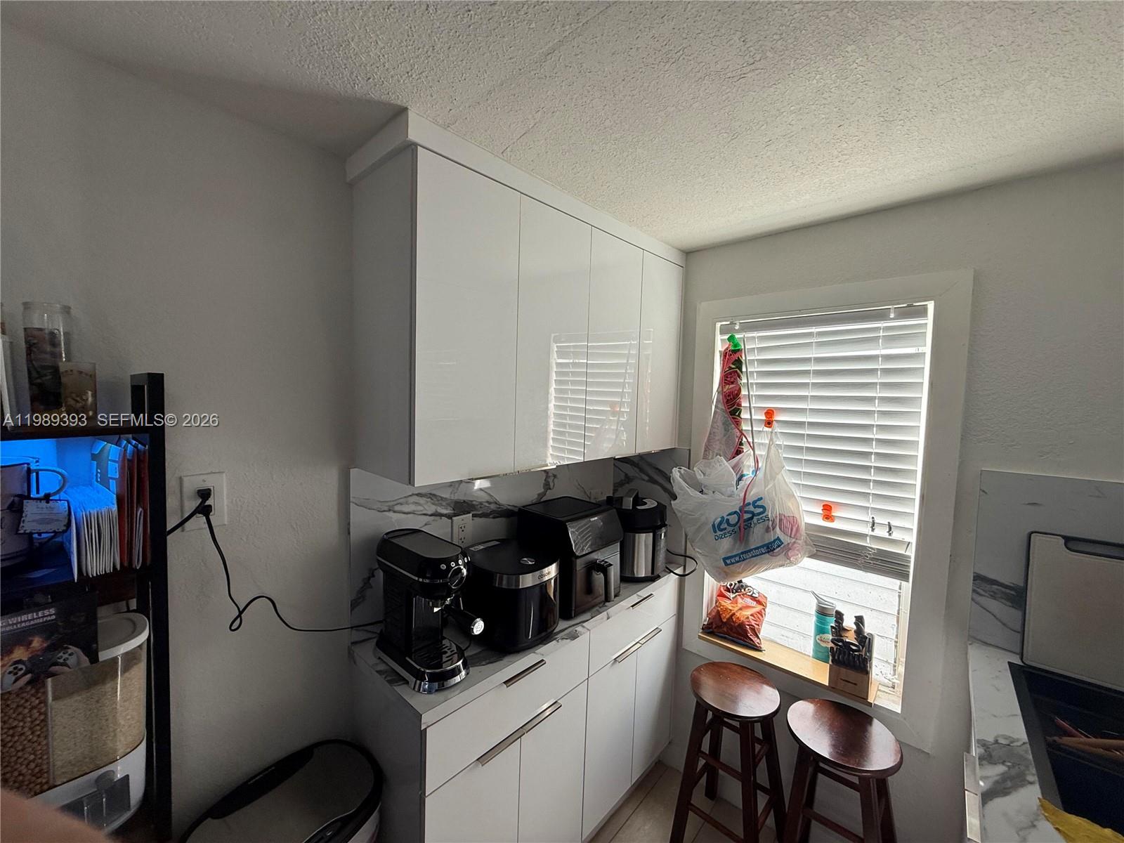 10601 Southwest 173rd Street Miami, FL 33157 - Photo 8 of 28