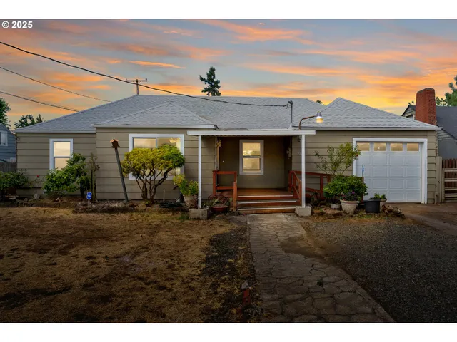 $399,900 | 2240 5th Street, Springfield, OR 97477