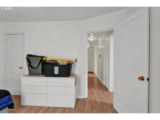 $389,999 | 2240 5th Street, Springfield, OR 97477