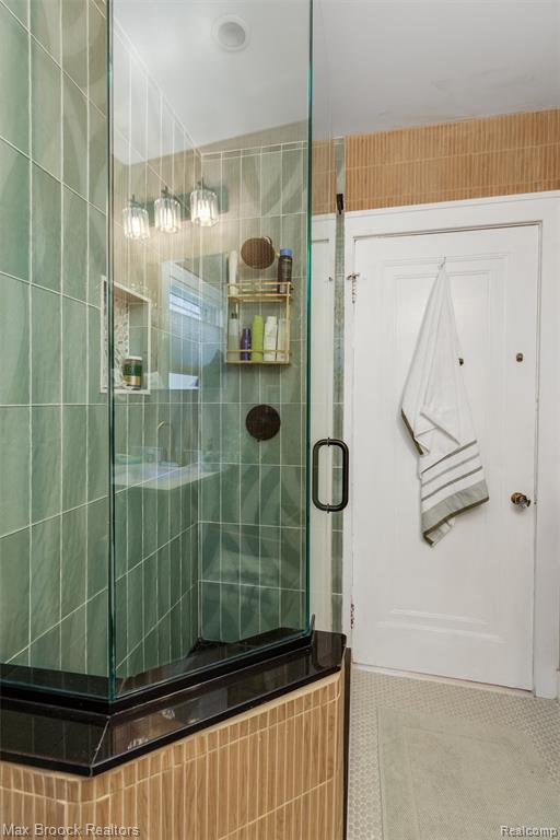 49 Amherst Road Pleasant Ridge, MI 48069 - Photo 18 of 48 Gallery Image 18