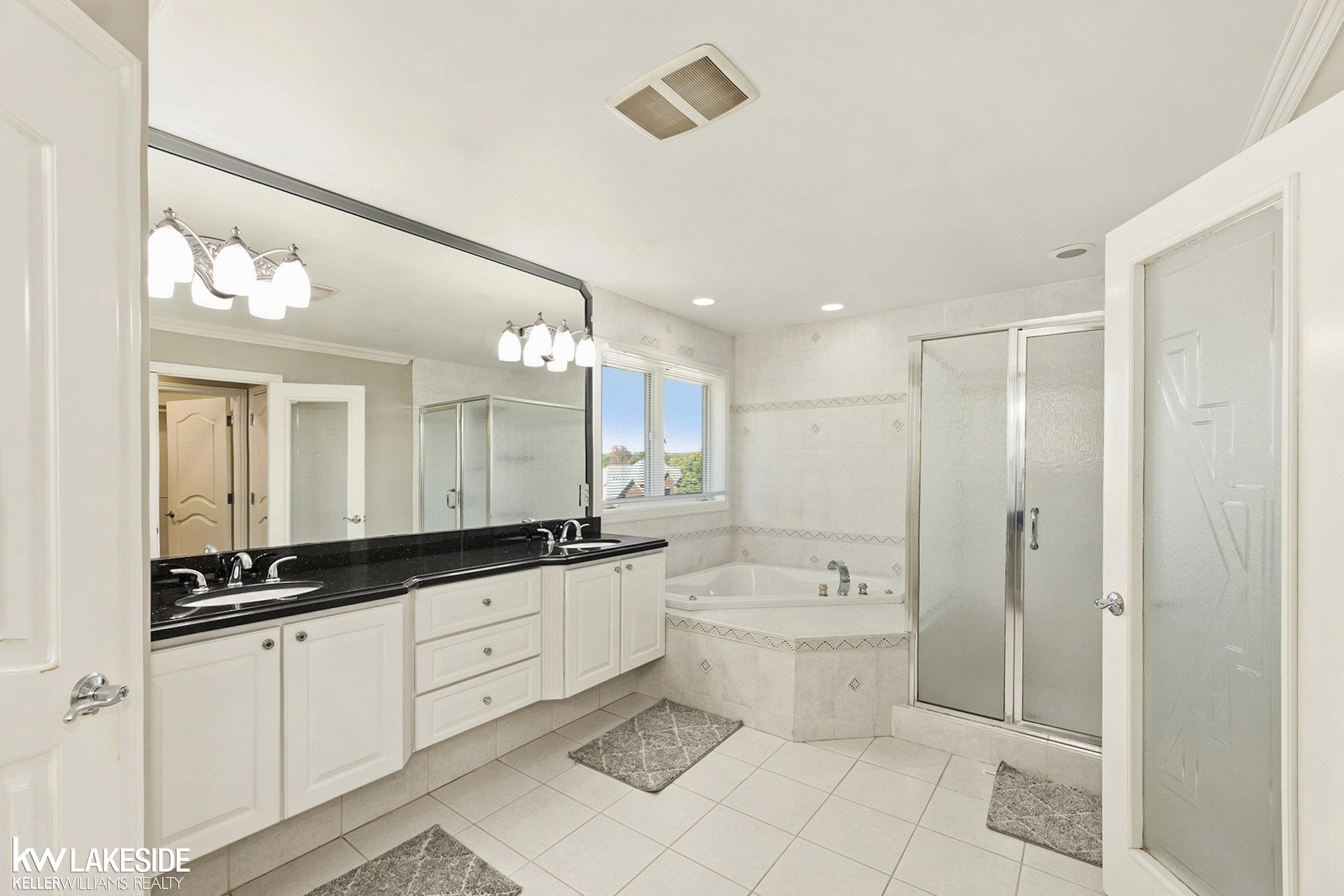 3968 Fawn Drive Rochester, MI 48306 - Photo 51 of 88 50192393-36d5ba6e-0660-450e-8548-1bd004e54b10.JPG