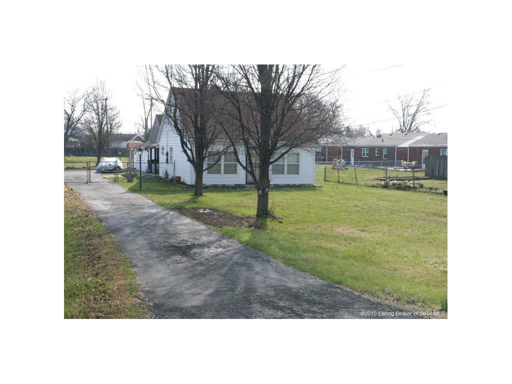 2206 Green Valley Road New Albany, IN 47150 - Photo 1 of 4