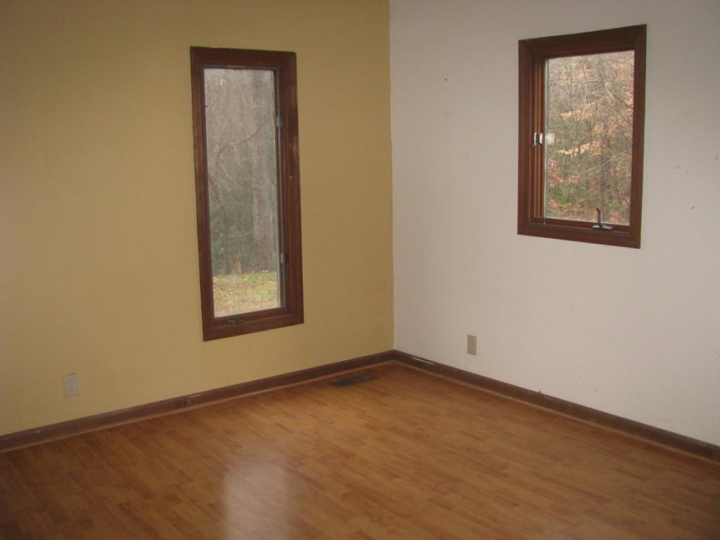 357 Airport Road Elizabethton, TN 37643 - Photo 9 of 16 Photo 9