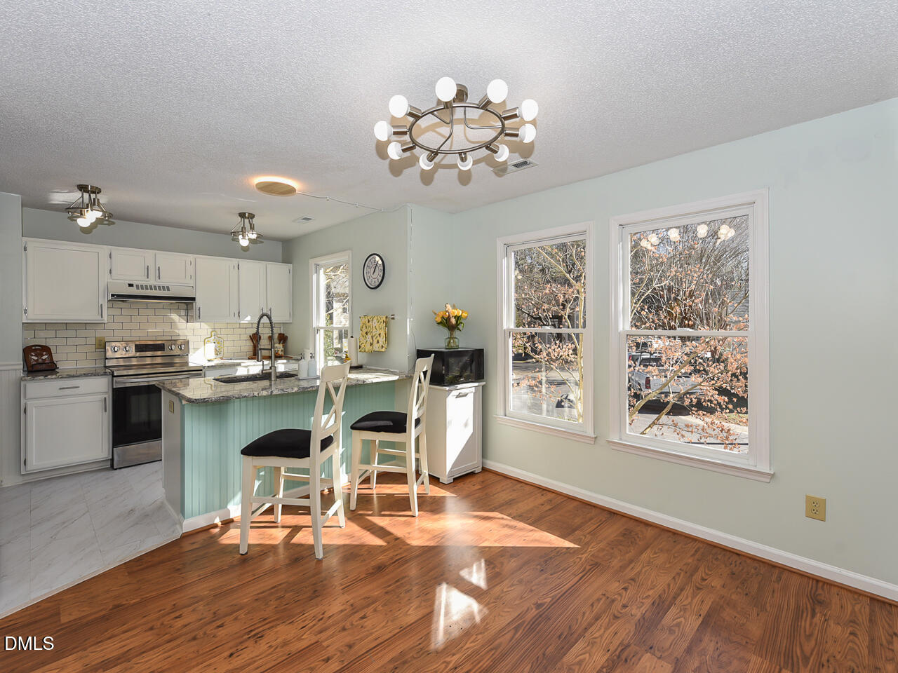 129 Weatherhill Point Carrboro, NC 27510 - Photo 16 of 38 Interior - kitchen - OK