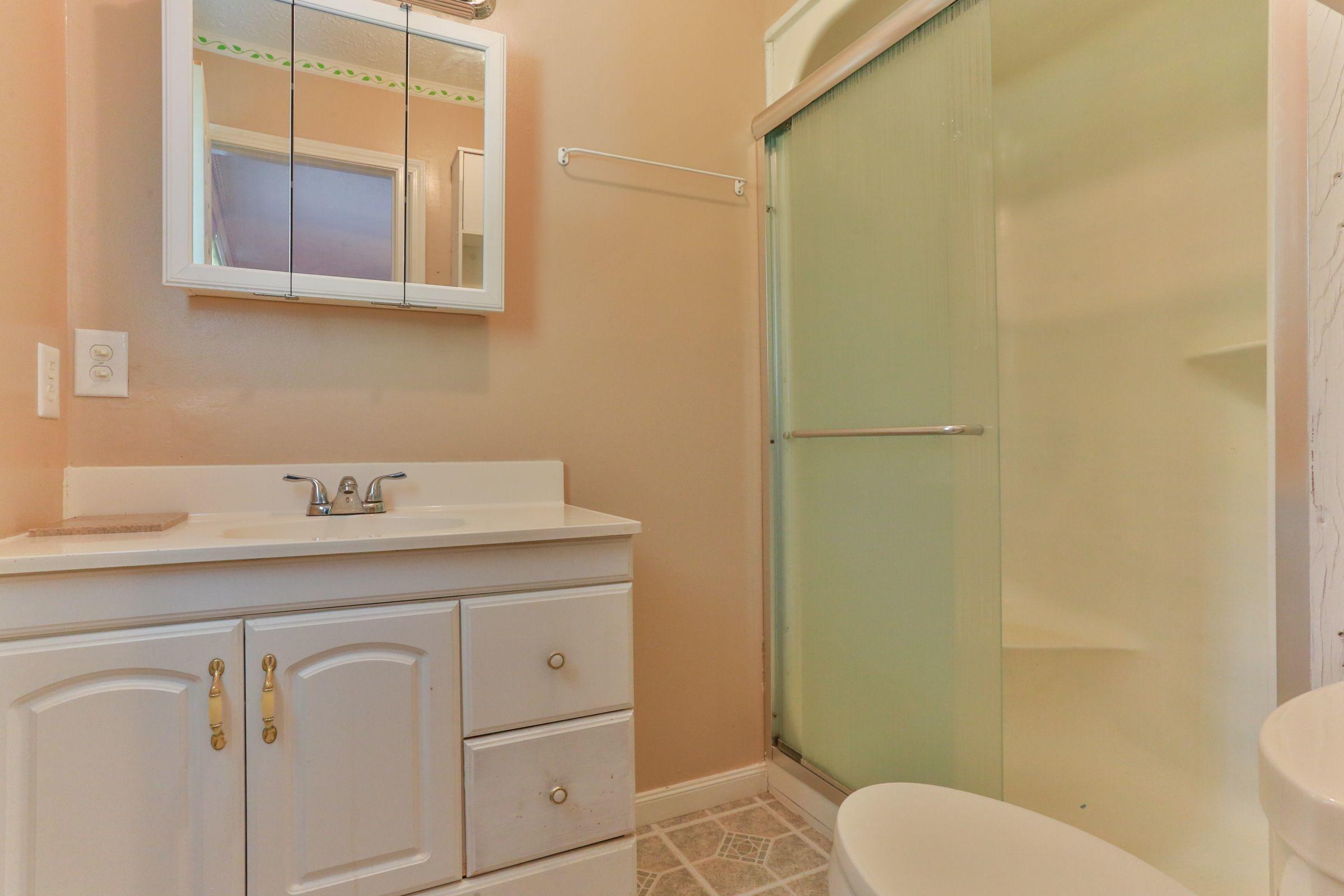 125 Dixie Trail Hamlet, NC 28345 - Photo 21 of 35 NBivRIJw