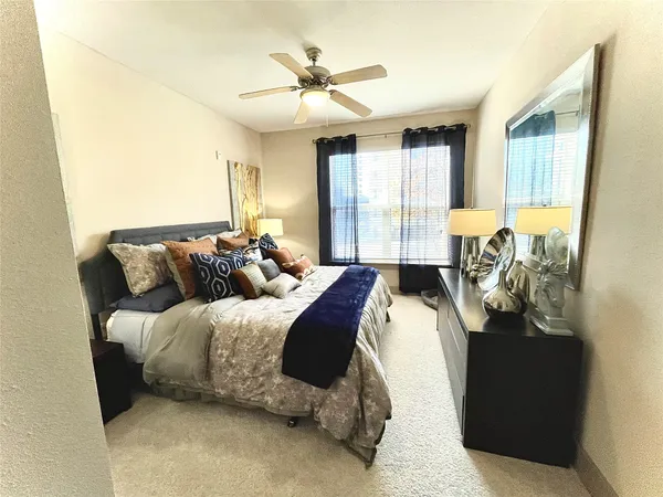 $1,865 | 3660 Richmond Avenue, Unit 335, Houston, TX 77046