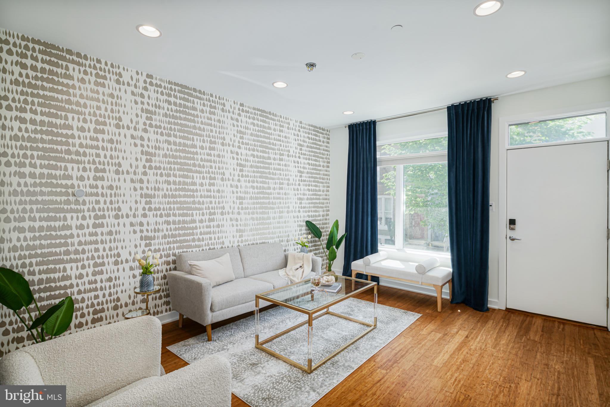 2709 Cambridge Street Philadelphia, PA 19130 - Photo 2 of 27