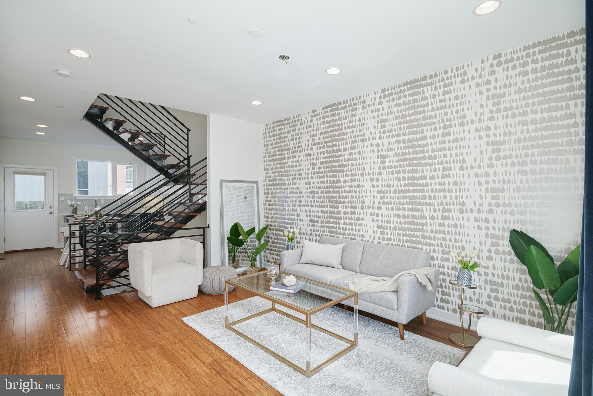 2709 Cambridge Street Philadelphia, PA 19130 - Photo 4 of 27