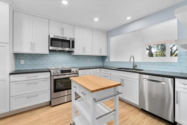 $3,300 | 6410 5 Acre Wood Street, Austin, TX 78746