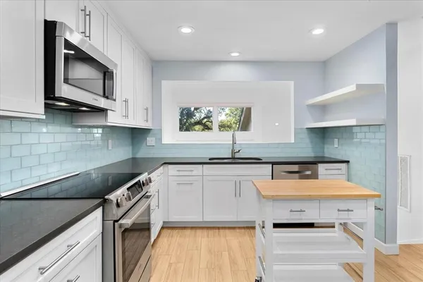 $3,300 | 6410 5 Acre Wood Street, Austin, TX 78746