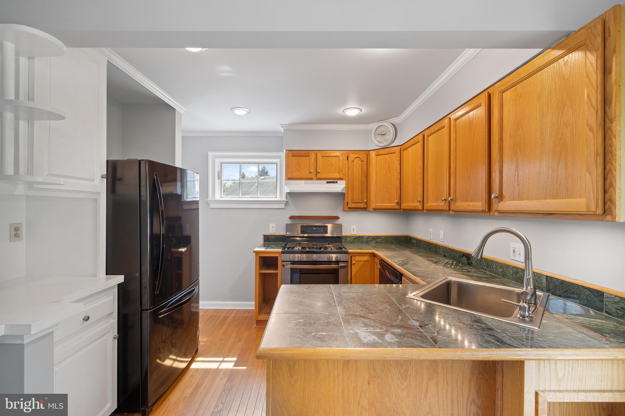 7403 Sudbrook Road Baltimore, MD 21208 - Photo 11 of 36