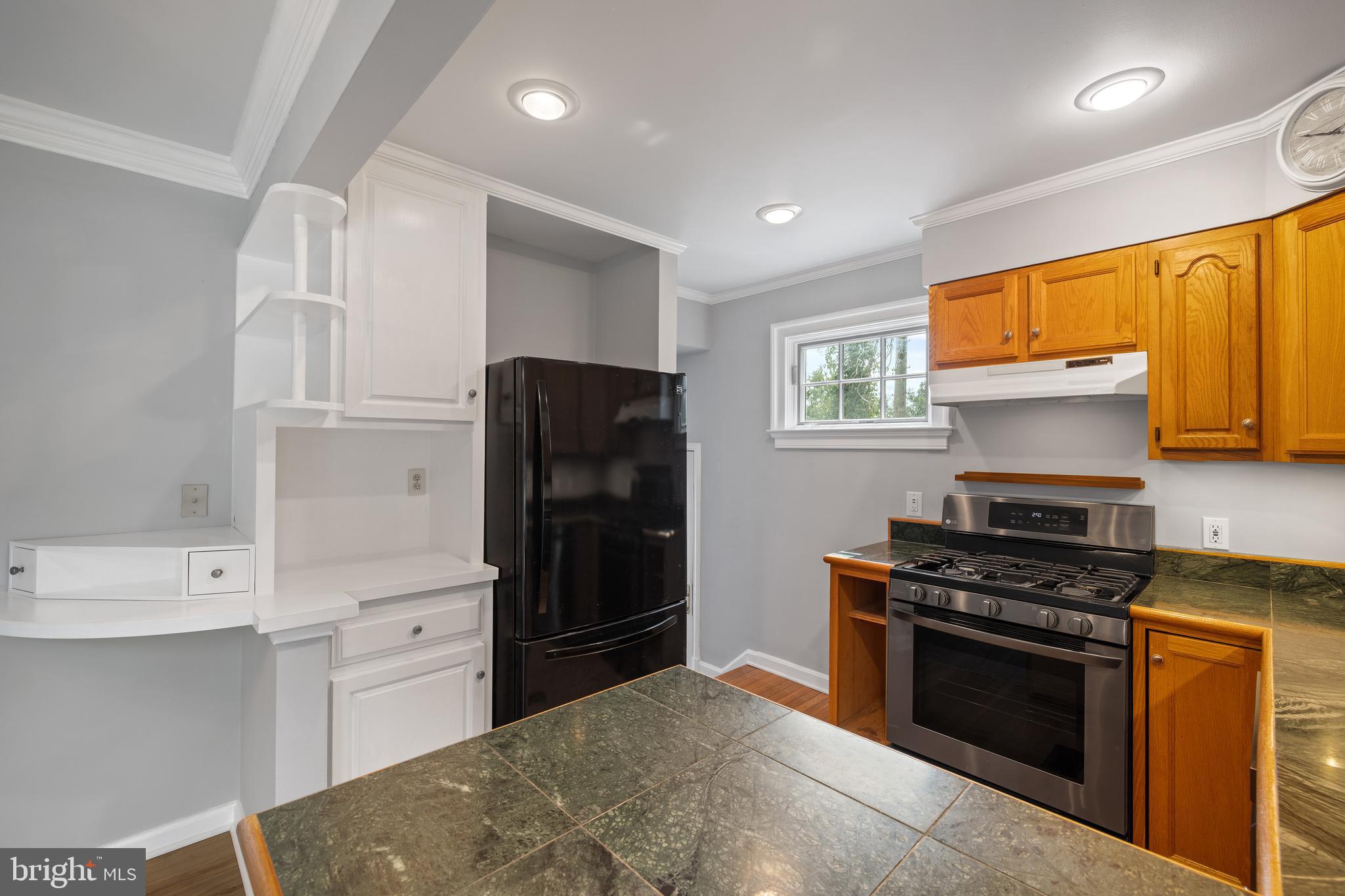 7403 Sudbrook Road Baltimore, MD 21208 - Photo 13 of 36
