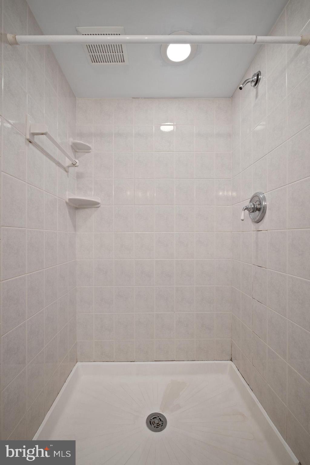 7403 Sudbrook Road Baltimore, MD 21208 - Photo 26 of 36