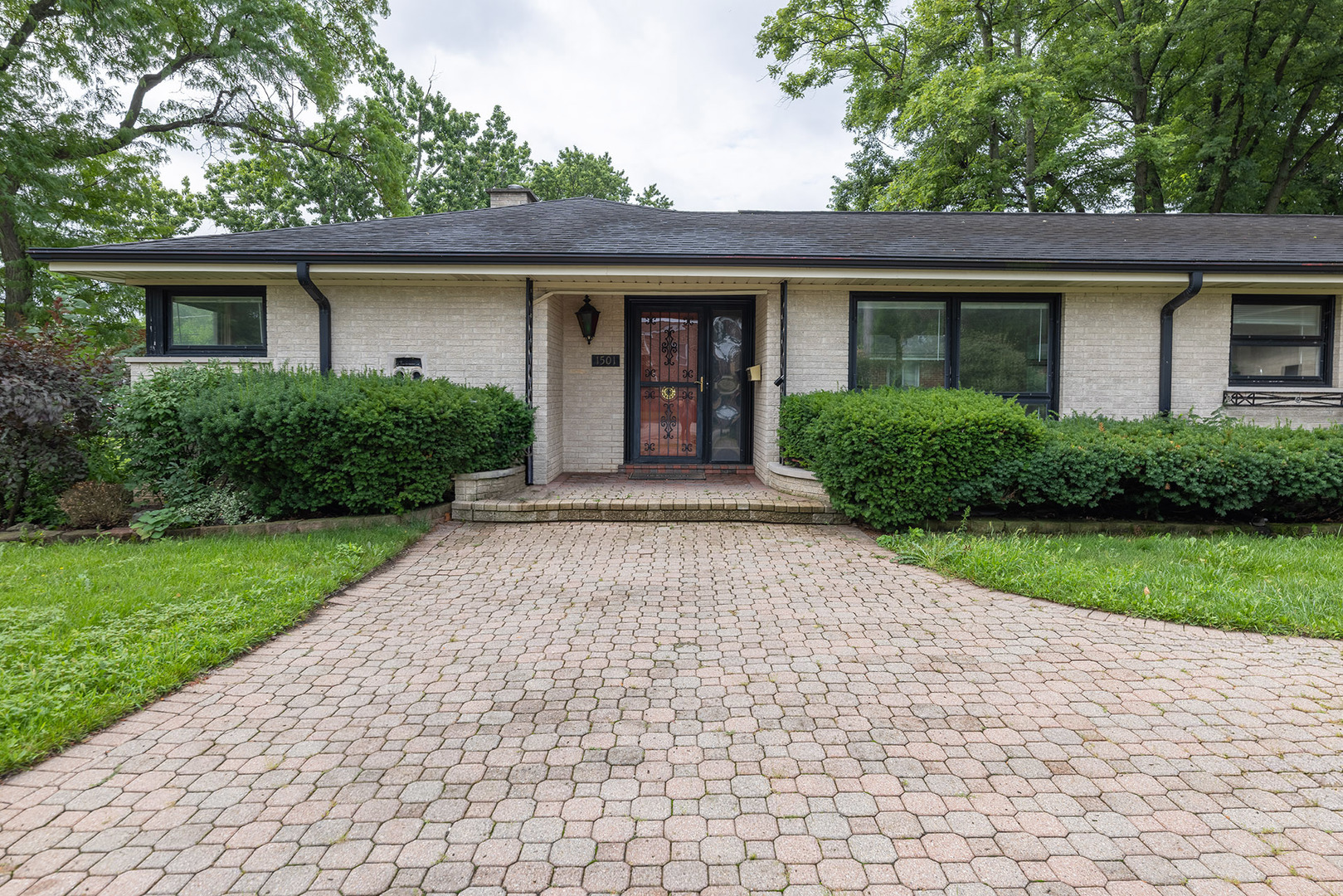1501 West Talcott Road Park Ridge, IL 60068 - Photo 1 of 30 Gallery Image 1