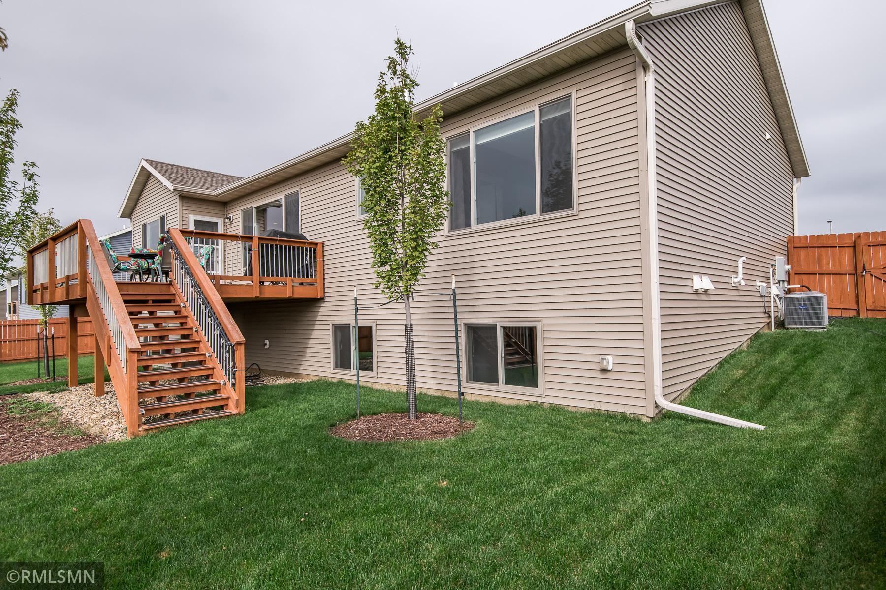 2366 Hart Drive Southwest Rochester, MN 55902 - Photo 7 of 37